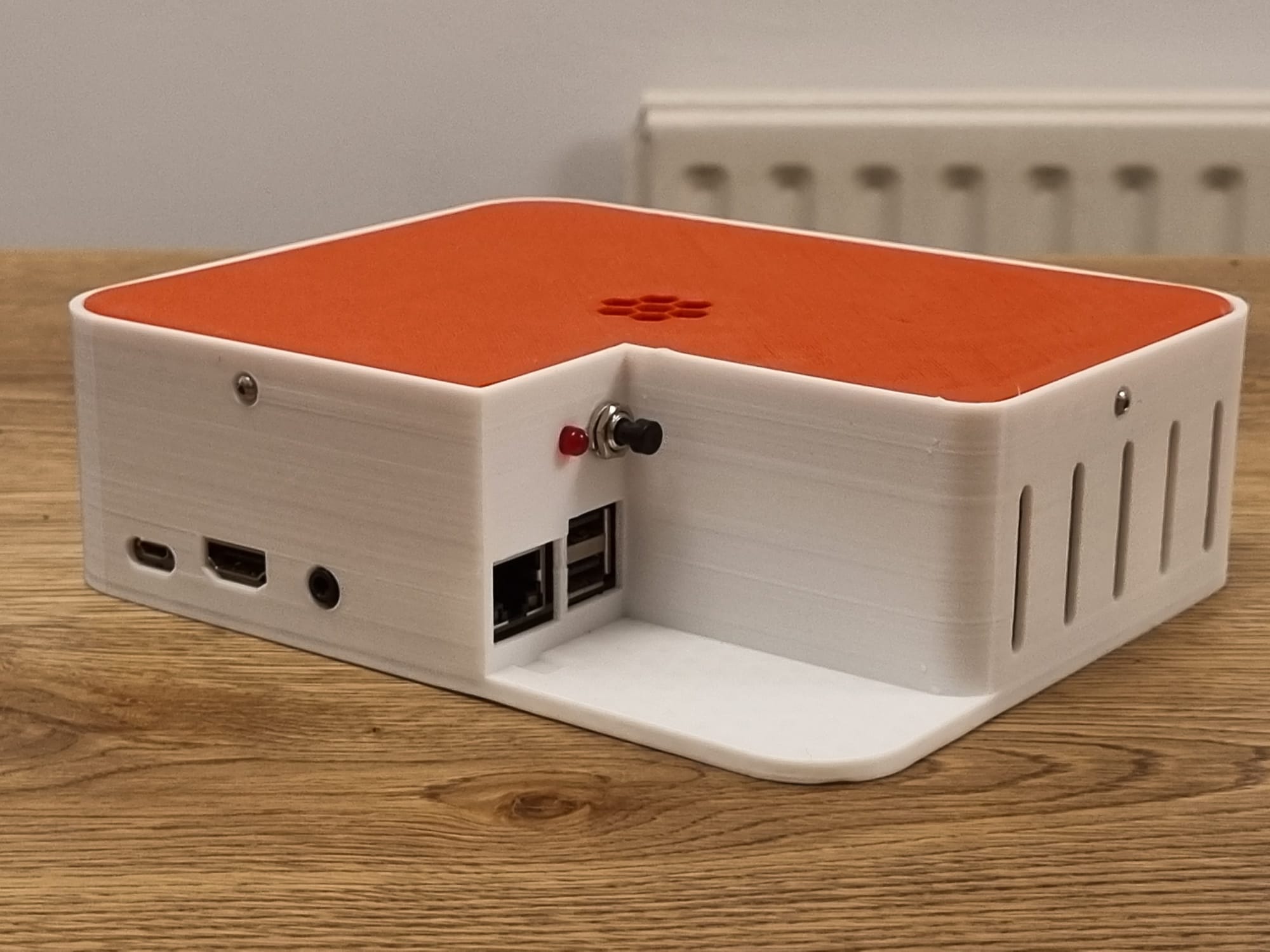 Raspberry Pi Storage Server/NAS with space for 2 x 2.5′ drives – Tristam